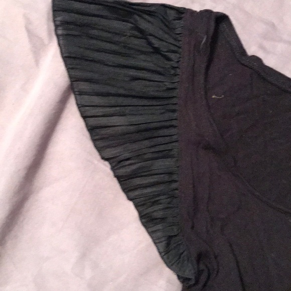 Black blouse - Picture 2 of 2